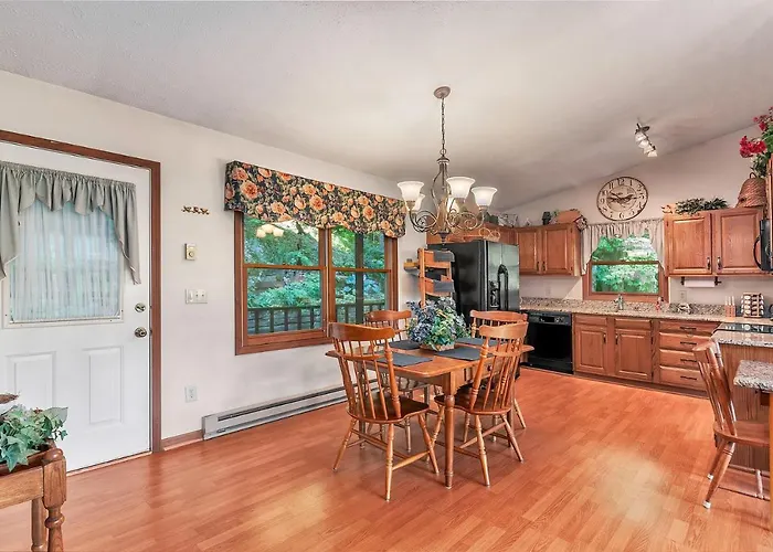 Bella Vista - Hot Tub And Pet Friendly