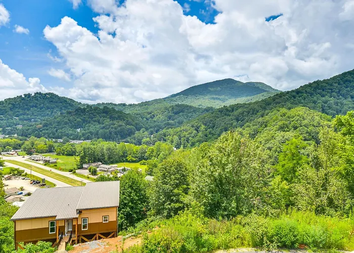 Smoky Mtn Getaway: Modern 2Br/2Ba W/Stunning Views